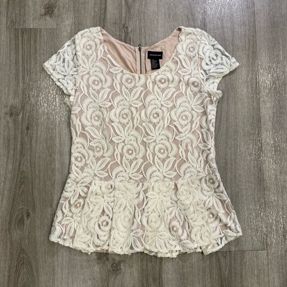 Central Park West Blouse Women Size Large Beige Taupe Floral Lace Zip Top